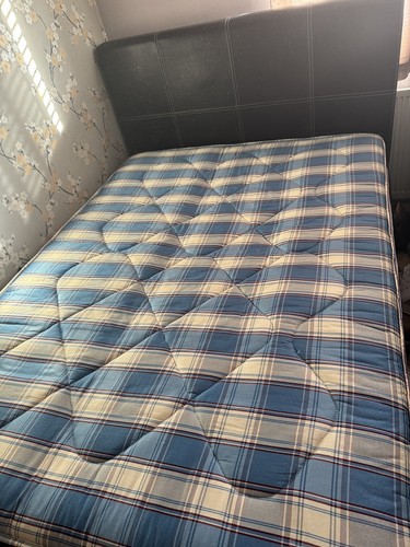 Double 4ft6 black - 4ft6,