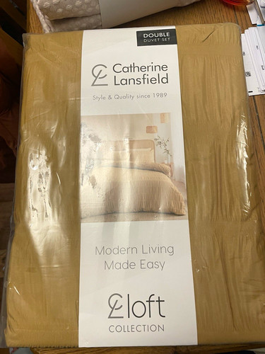 Catherine lansfield loft - lansfield,